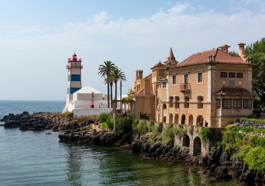 Exclusive tour by car - Sintra city and Cascais city - Cascais Center Stroll: 70 Minutes With Shops, Restaurants, and Sea Air