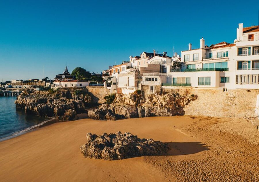 Exclusive tour by car - Sintra city and Cascais city - Driver Communication: English Might Take a Moment