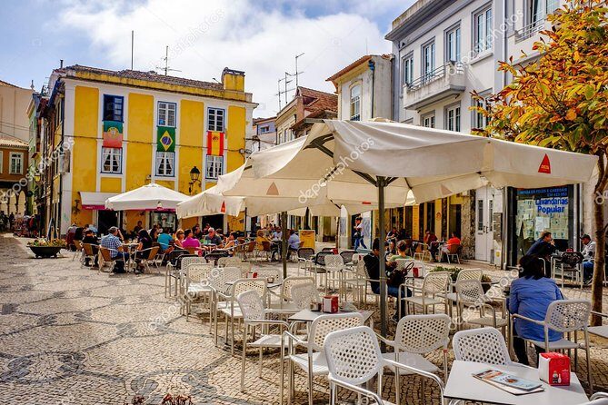Explore Porto & Aveiro within Riverboat Cruises - Private Full Day Tour from Lisbon with Lunch - Aveiro by canals: moliceiro boats and art nouveau streets