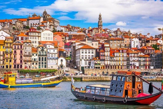Explore Porto & Aveiro within Riverboat Cruises - Private Full Day Tour from Lisbon with Lunch - Lunch included: local food without derailing your schedule