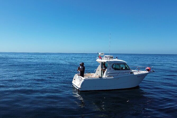 Explore Sesimbra Sports Fishing - The 8:00 am start and what the day feels like