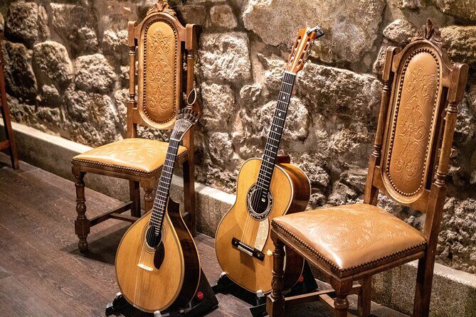 Fado Half Day Guided Tour with Dinner and Live Show in Lisbon - Who this tour suits best (and who might want to choose differently)