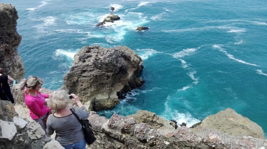 Fátima, Batalha, Alcobaça, Nazaré and Óbidos Private Tour - Nazaré and Sítio: clifftop viewpoints and the black Virgin statue