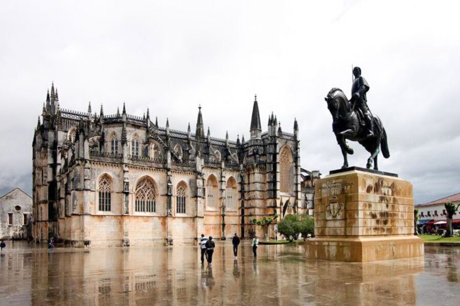 Fatima, Batalha, Nazare, Obidos Private Full Day Tour - Price and Value (Plus Entrance Fees and Lunch)