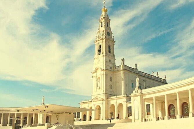 Fátima - Full Day Private Guided Tour from Lisbon by minivan - Price and value: is $266.16 per person fair?