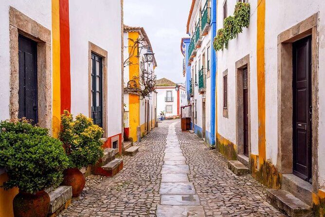 Fatima, Nazaré and Obidos Day Trip from Lisbon - Aljustrel: where the story becomes local