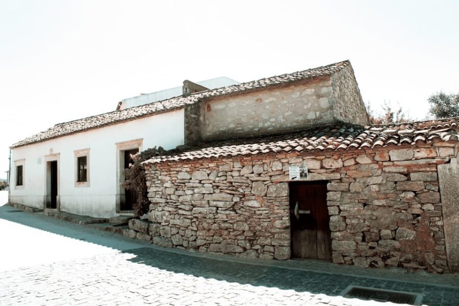 Fátima: Sanctuary and Aljustrel Village, Private Guided Tour - Aljustrel Village: Shepherd Life That Makes the Story Feel Real