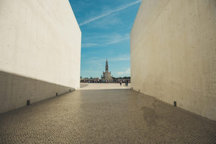Fátima: Sanctuary and Apparition Sites Guided Tour - Quick takeaways before you go