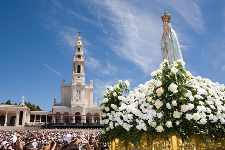 Fátima: Sanctuary and Apparition Sites Guided Tour - A Christianity primer before the Fátima stories