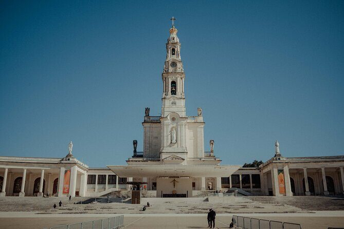 Fátima & Shepherd’s Village – Faith, History & Emotion - Price and logistics: what $111.25 buys you