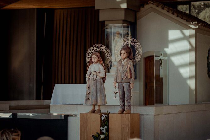 Fátima & Shepherd’s Village – Faith, History & Emotion - Getting to Fátima comfortably: minivan comfort and real pacing
