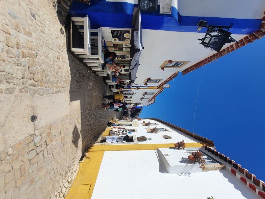 From Lisboa: Fatima, Nazare, Obidos & Batalha Full Day Tour - Batalha Monastery: gothic stone and UNESCO status, without turning it into a marathon