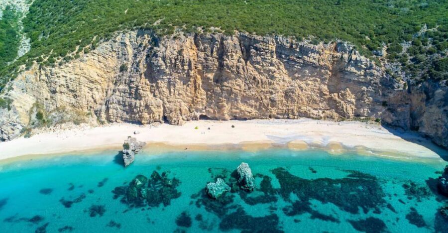 From Lisbon: Arrábida, Azeitão, Sesimbra, Palmela, Setúbal … - What to pack and how to survive an 8-hour day