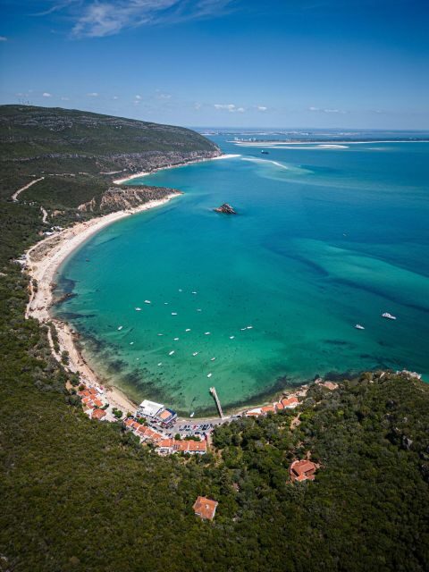 From Lisbon: Arrábida, Azeitão, Sesimbra, Palmela, Setúbal … - Palmela: that castle view that makes the day feel worth it