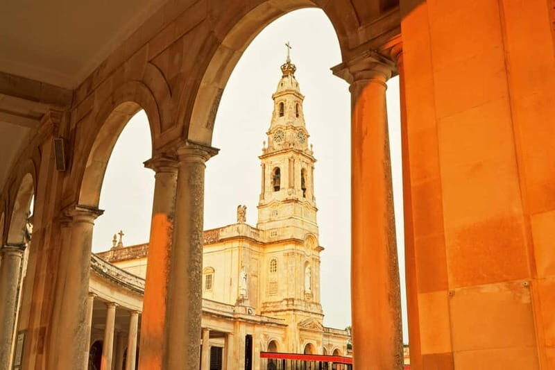 From Lisbon: Best of Fátima Half Day Tour - Getting from Lisbon to Fátima without wasting daylight