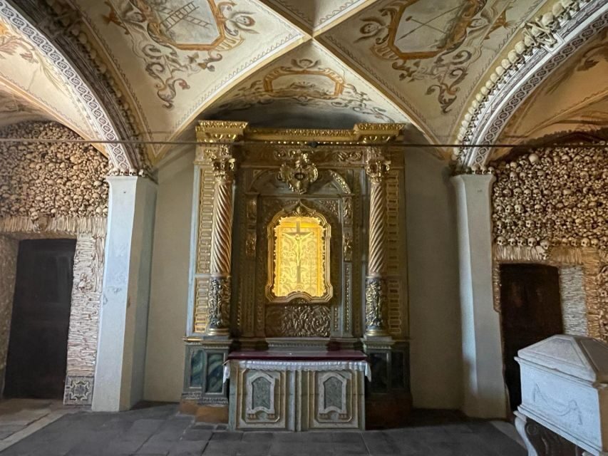 From Lisbon: Évora, Chapel of Bones, & Roman Temple Tour - Pickup, Ride, and Getting There Without Losing the Day