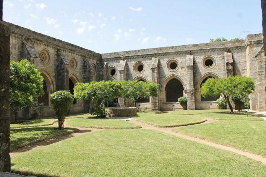 From Lisbon: Évora Private Historic Discovery Tour - Cost and Value: Why $377 Per Group Can Make Sense