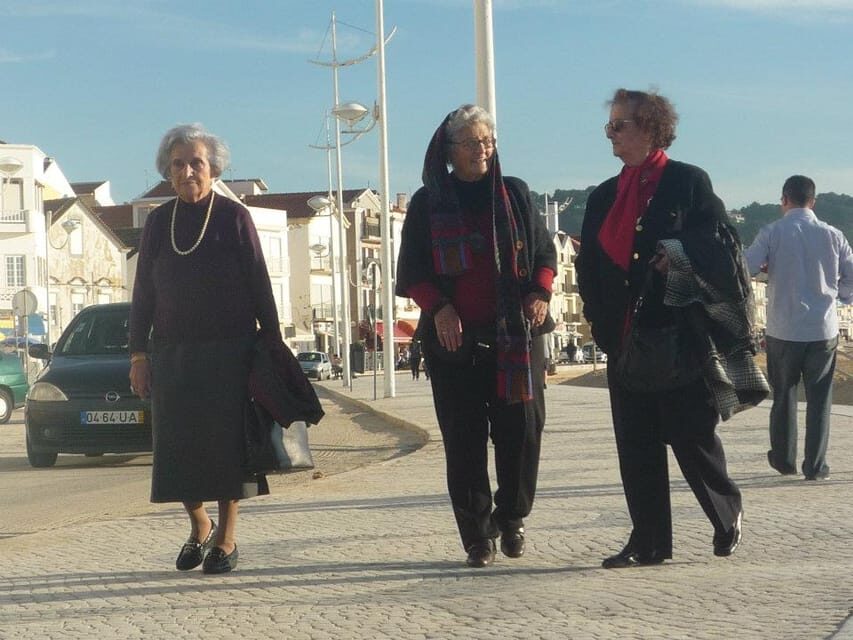 From Lisbon: Fátima, Batalha, Nazaré and Óbidos Day Tour - Key highlights that make this tour worth it