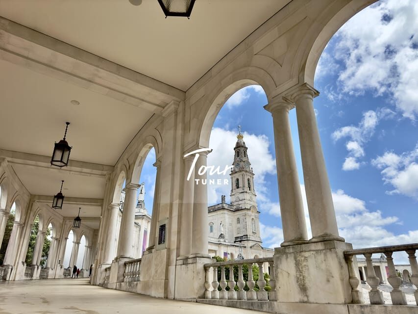 From Lisbon: Fátima, Batalha, Nazaré, & Óbidos. Private Tour - The Value of a Private 8-Hour Route (and When It’s Worth $190)