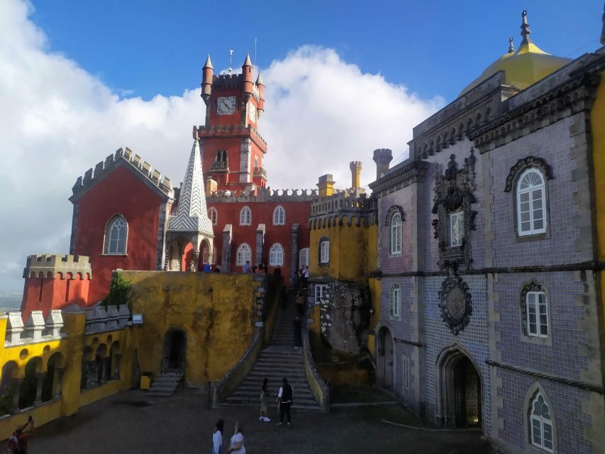 From Lisbon: Nazare and Sintra Private Tour - Why a private Nazaré and Sintra day feels easier than DIY