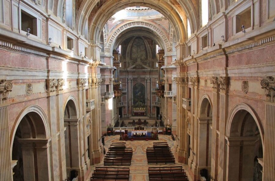 From Lisbon: Óbidos and Mafra Palace Private Tour - Two hours to explore inside the walls (and why pacing matters)