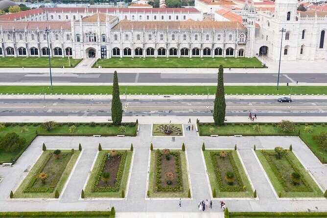 From Lisbon: Private Full Day Tour, Lisbon & Sintra - A private Lisbon and Sintra day that doesn’t feel like a checklist