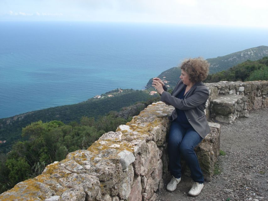 From Lisbon: Private Scenic Wine Tour in Arrabida - Arrábida Natural Park: quick access to big views and limestone cliffs