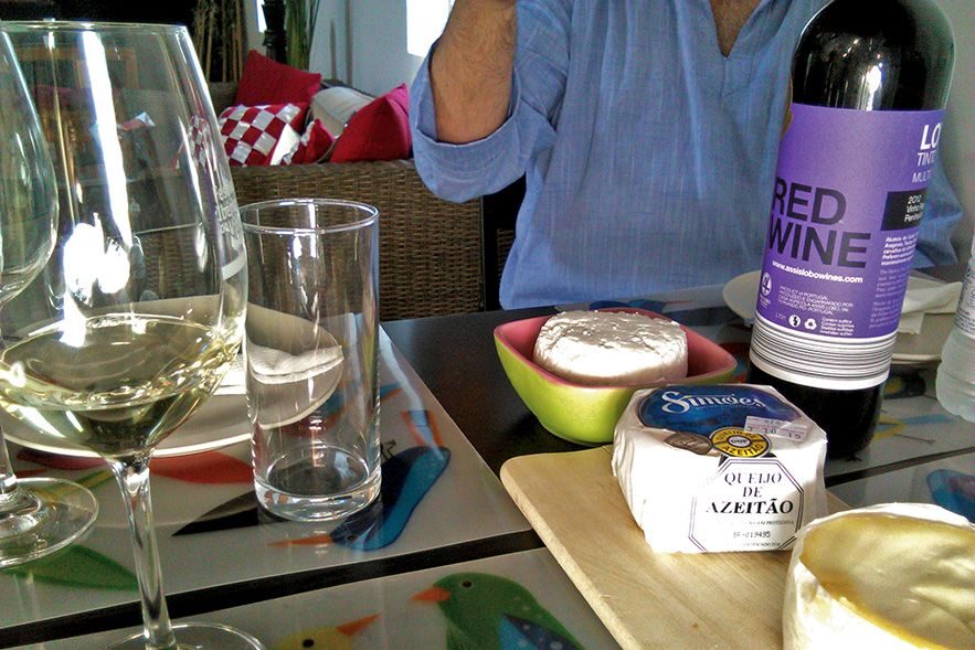From Lisbon: Private Scenic Wine Tour in Arrabida - Setúbal’s Livramento Market: local food shopping time, not a staged stop