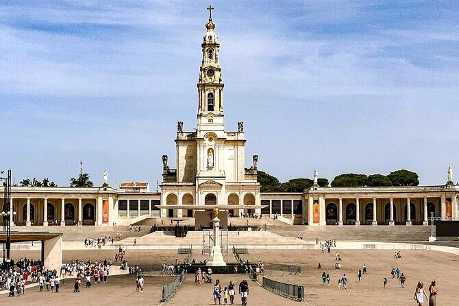 From Lisbon: Shared Tour to Fátima, Batalha, Óbidos, Nazaré - Rossio Square sour cherry liqueur and Lisbon neighborhoods you’ll appreciate later