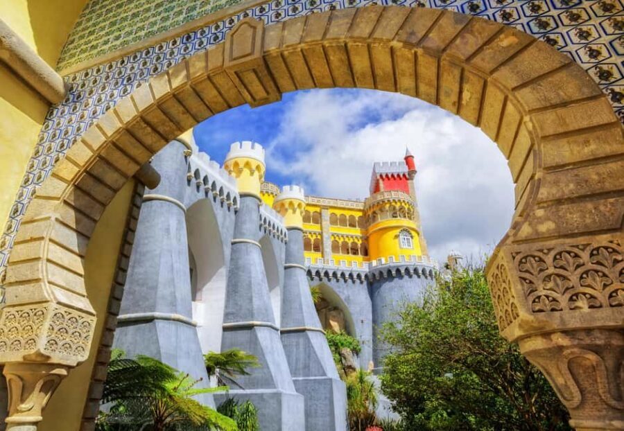 From Lisbon: Sintra and Cabo da Roca Tour with Hidden Gems - How the Day Runs: Lisbon Pickup to Atlantic Views