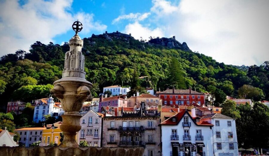 From Lisbon: Sintra and Cascais Deluxe Full-day Private Tour - Cascais: A Full Hour to Actually Feel the Village