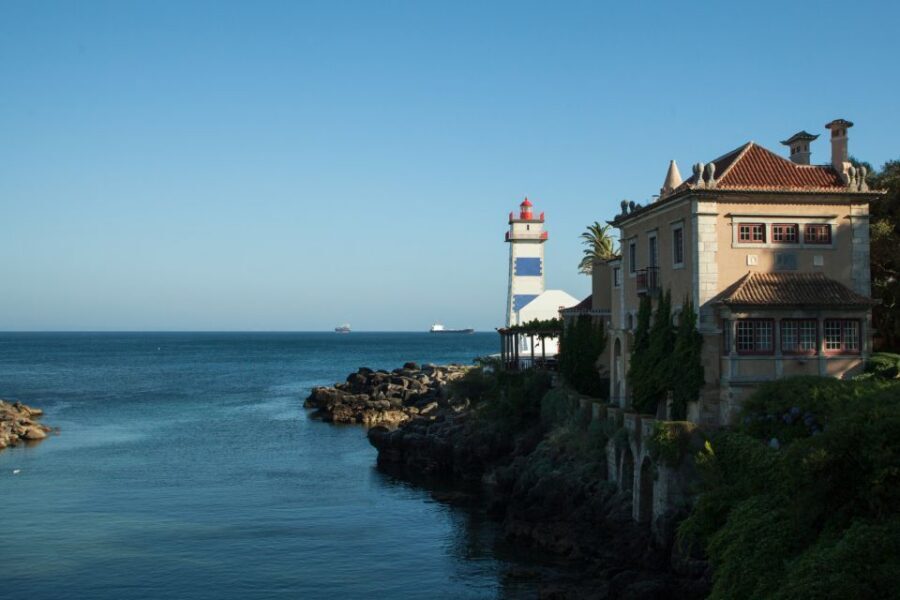 From Lisbon: Sintra and Cascais Full-Day Private Tour - A private day that connects Lisbon’s coast to Sintra’s palaces