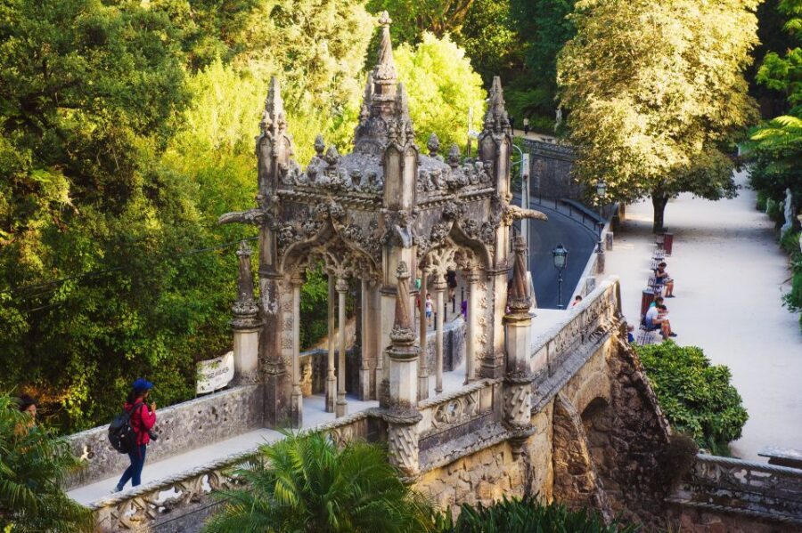 From Lisbon: Sintra and Quinta da Regaleira Private Day Trip - Languages, Guides, and the Quality Signal You Should Care About