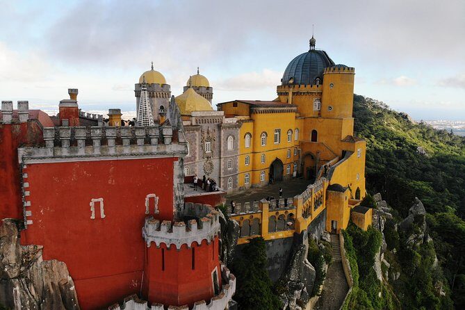 From Lisbon: Sintra's Historical and Natural Gems - Lisbon to Sintra in the morning: getting there without losing hours