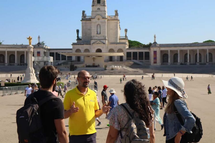 From Lisbon: Small Group Half-Day Fátima Tour - Half-day Fátima from Lisbon: what the timing really buys you