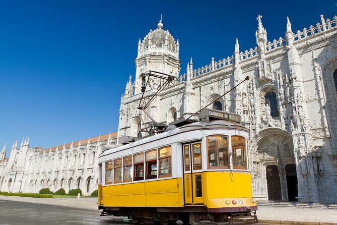 From Lisbon: Small Group Sintra, Pena Palace, Cascais & Belém - Pastéis de Belém: Short Stop, Huge Payoff