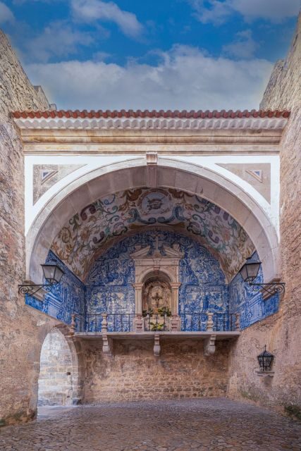 From Lisbon: Tansfer to Porto with stops until 3 cities - Óbidos: A Medieval Town You Can Taste With Ginja