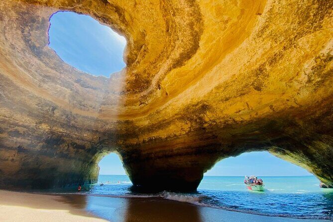 From Lisbon to Algarve : Portimão & Boat trip to Benagil Sea Cave - Comfort details that make the day easier (AC, water, Wi‑Fi)