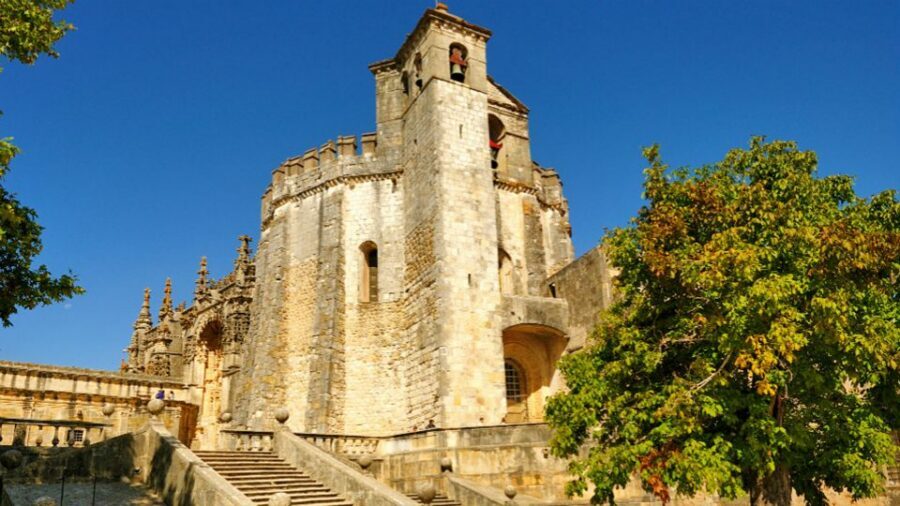 From Lisbon: Tomar, Christ Convent & Almourol Castle Tour - Tomar on foot: cobbled lanes, churches, and a real feel for the town