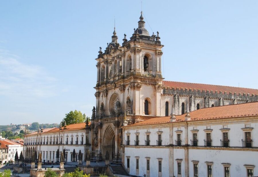 From Lisbon: Tour Fátima, Batalha, Alcobaça, Nazaré, Óbidos - Fátima: Chapel of the Apparitions and the Rosary Basilica
