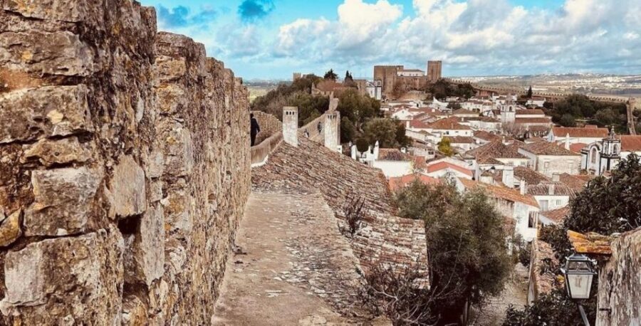 From Lisbon: Tour to Fátima, Batalha, Nazaré and Óbidos - Óbidos: Medieval Streets and a Ginja Tasting That Finishes Sweet