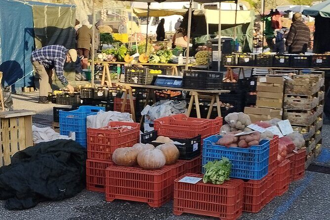 From Lisbon: Traditional Market, Mafra, Ericeira & Crafts - Malveira Farmers Market: Thursday Shopping Like Locals Do
