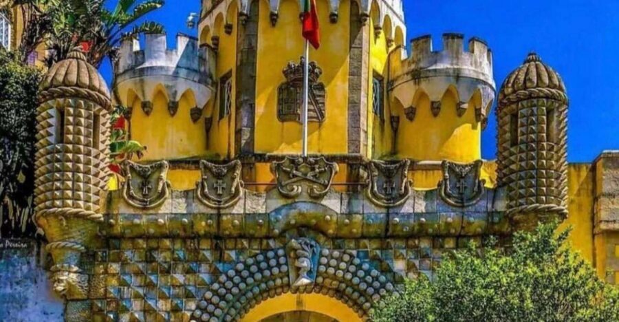 From Lisbon: Visit Queluz, Sintra, Cabo da Roca and Cascais - Pena Palace and its gardens: the fairytale effect, minus the chaos