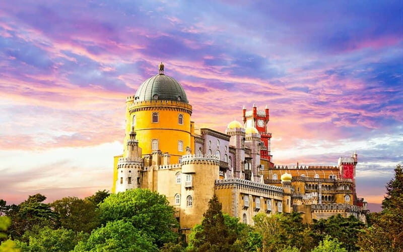 From Lisbon:private tour to Sintra, Cabo da Roca, & Cascais - A Sintra day trip that hits the big sights fast