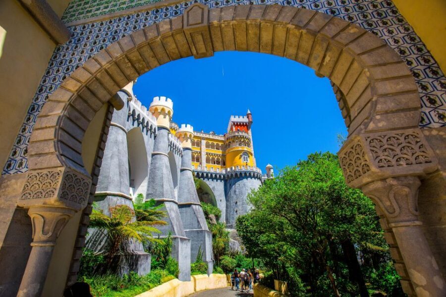 From Sintra: Pena Palace Guided Tour - Food and Comforts: Small Extras That Change Your Mood