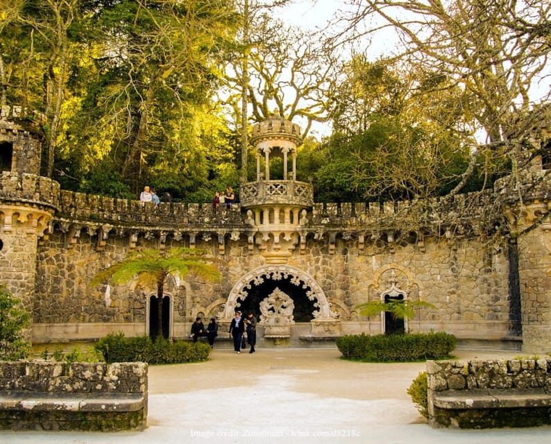 From/To Lisbon: Sintra Hop-on Hop-off Tickets + Audio Guide - Hop-on hop-off buses in Sintra: flexible, but timing is your job