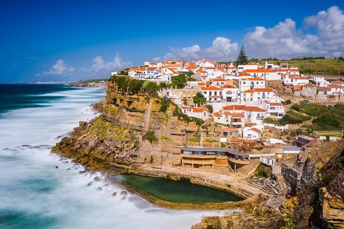 Full-Day Private Sintra Tour with Wine Tasting and Pena Palace - Pena Palace and the Romantic look-out: ticket included, time to breathe