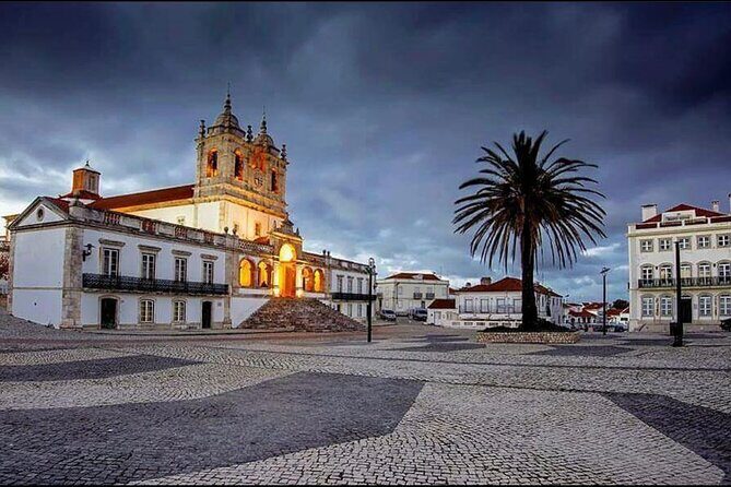 Full-day Private Tour: Fátima Sanctuary, Batalha, Nazaré, Óbidos - Batalha Monastery: Portuguese identity in Gothic form