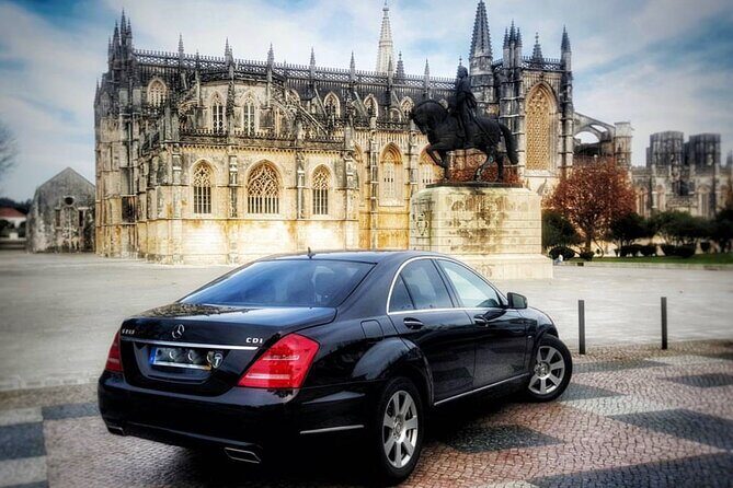 Full-day Private Tour: Fátima Sanctuary, Batalha, Nazaré, Óbidos - Óbidos: medieval walls, royal connections, and easy souvenir time