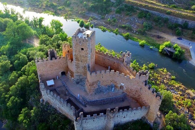 Full Day Templar Route Tour (Tomar and Almourol) from Lisbon - Tomar city time: short walk, lunch stop, and resetting your legs